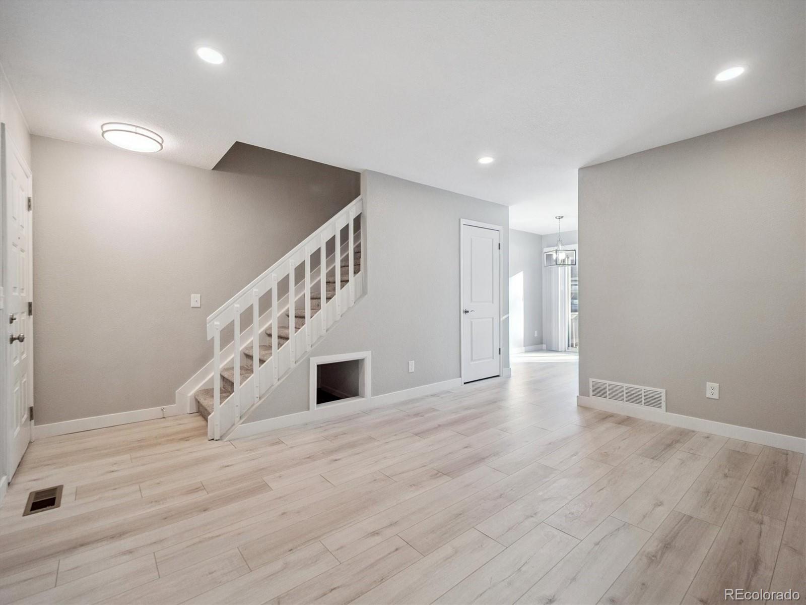 MLS Image #4 for 867  summer drive ,littleton, Colorado