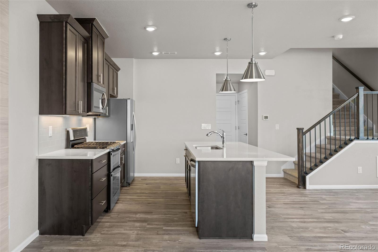 MLS Image #14 for 9487 w 58th lane a,arvada, Colorado