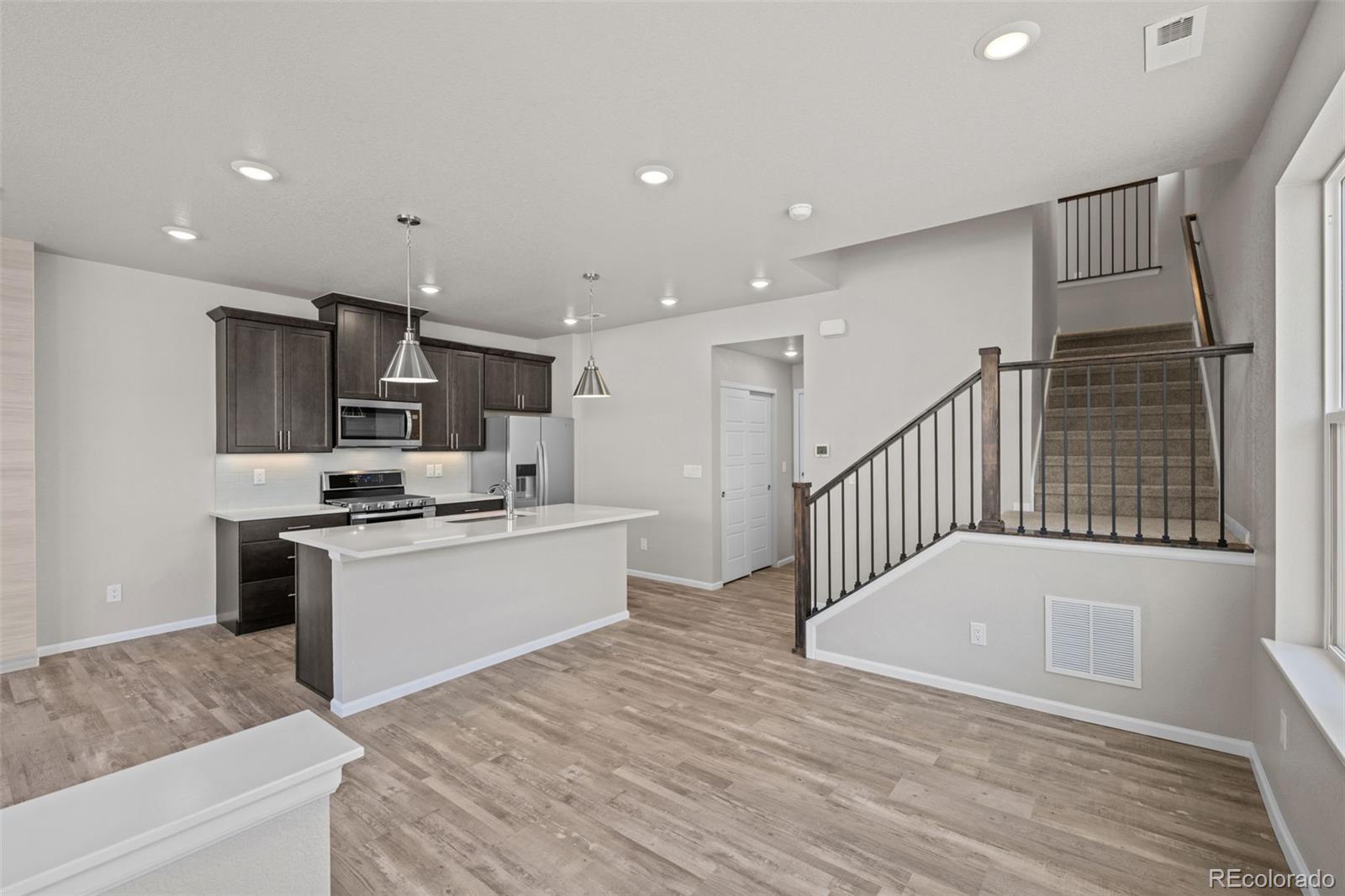 MLS Image #4 for 9487 w 58th lane a,arvada, Colorado