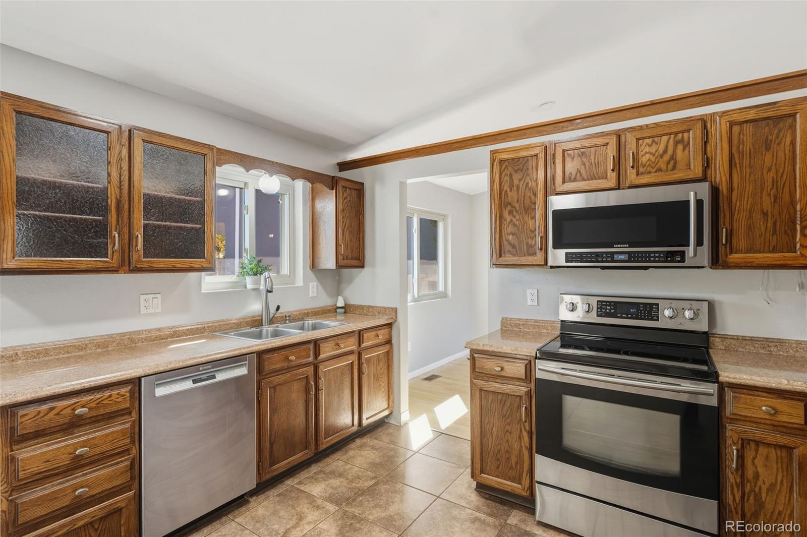 MLS Image #12 for 5715  escapardo way,colorado springs, Colorado