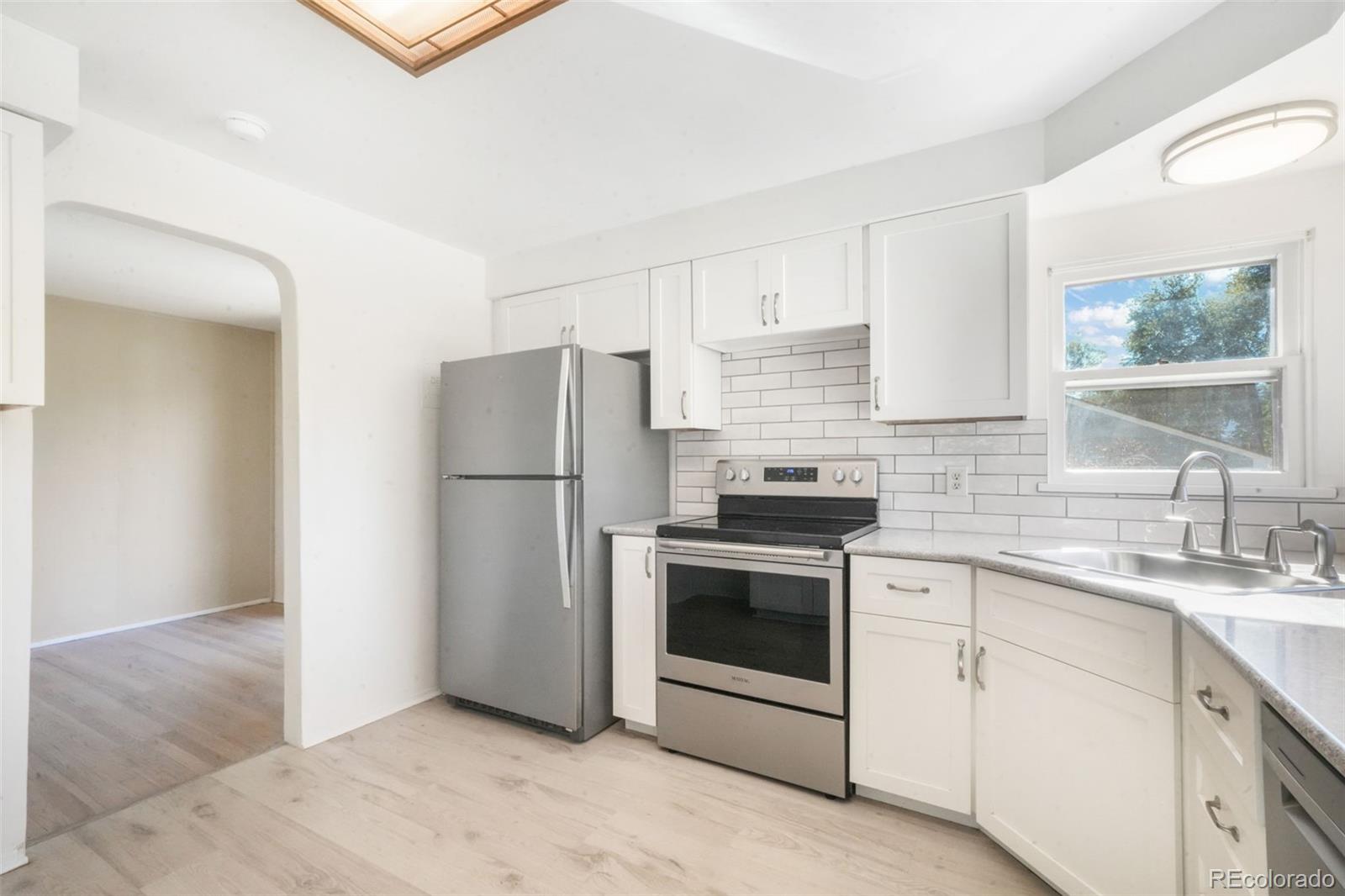 MLS Image #11 for 135  helena lane,colorado springs, Colorado
