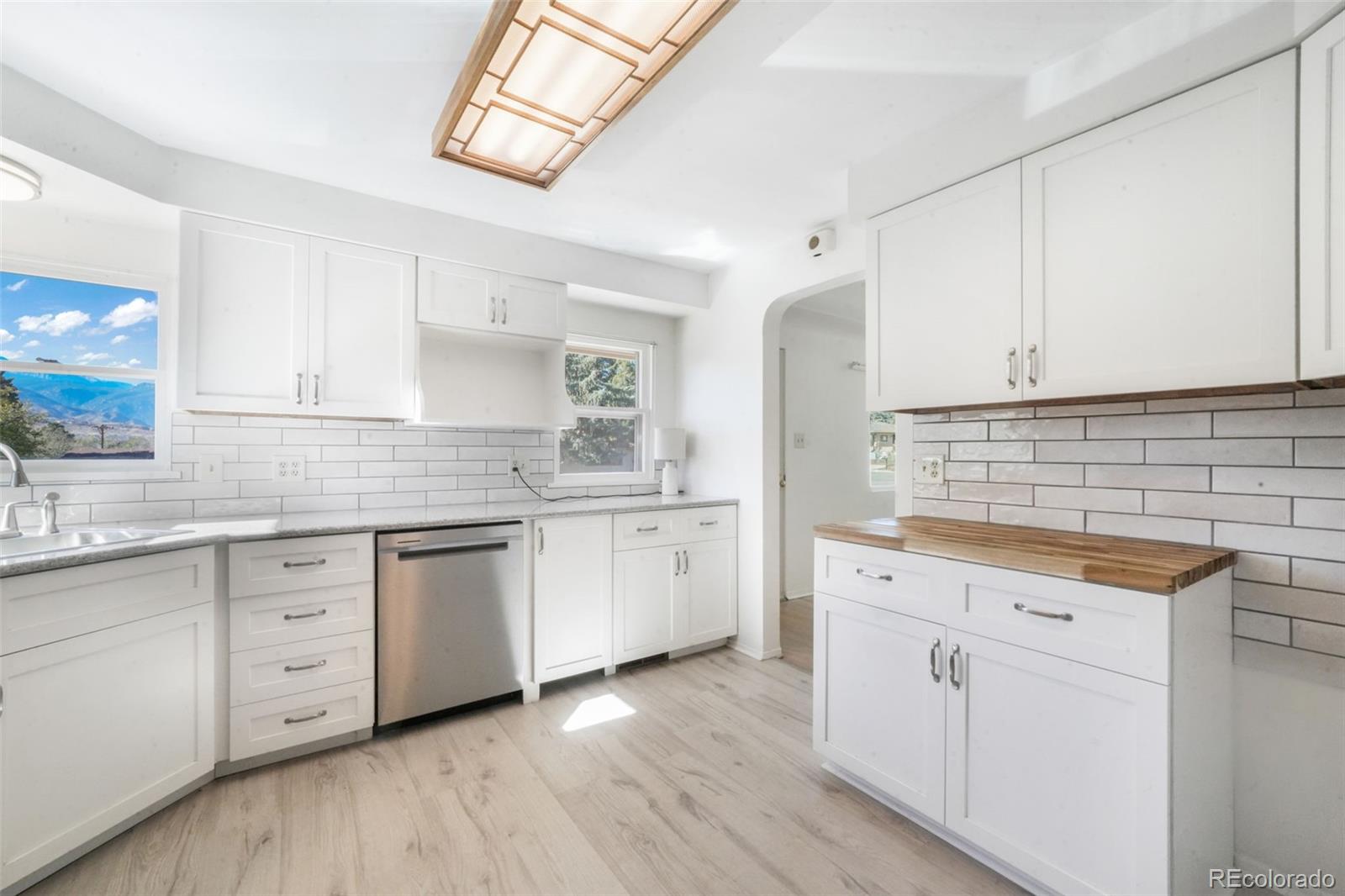 MLS Image #12 for 135  helena lane,colorado springs, Colorado