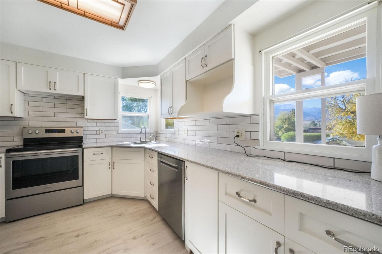 MLS Image #7 for 135  helena lane,colorado springs, Colorado