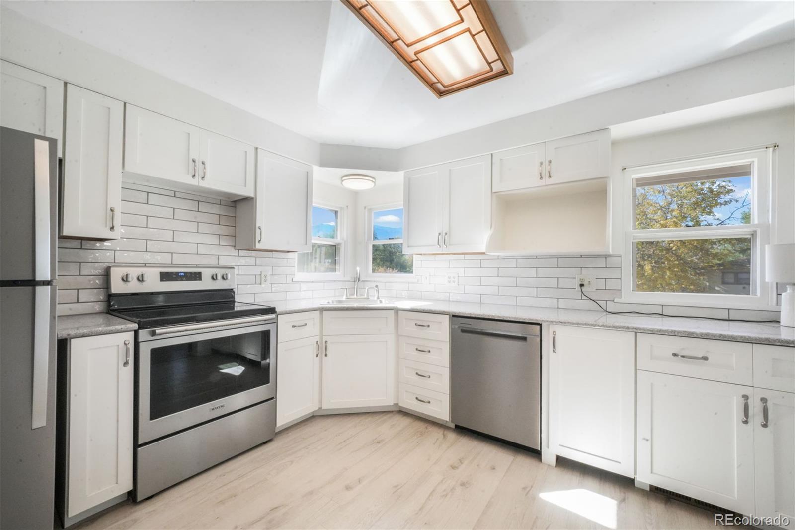 MLS Image #8 for 135  helena lane,colorado springs, Colorado