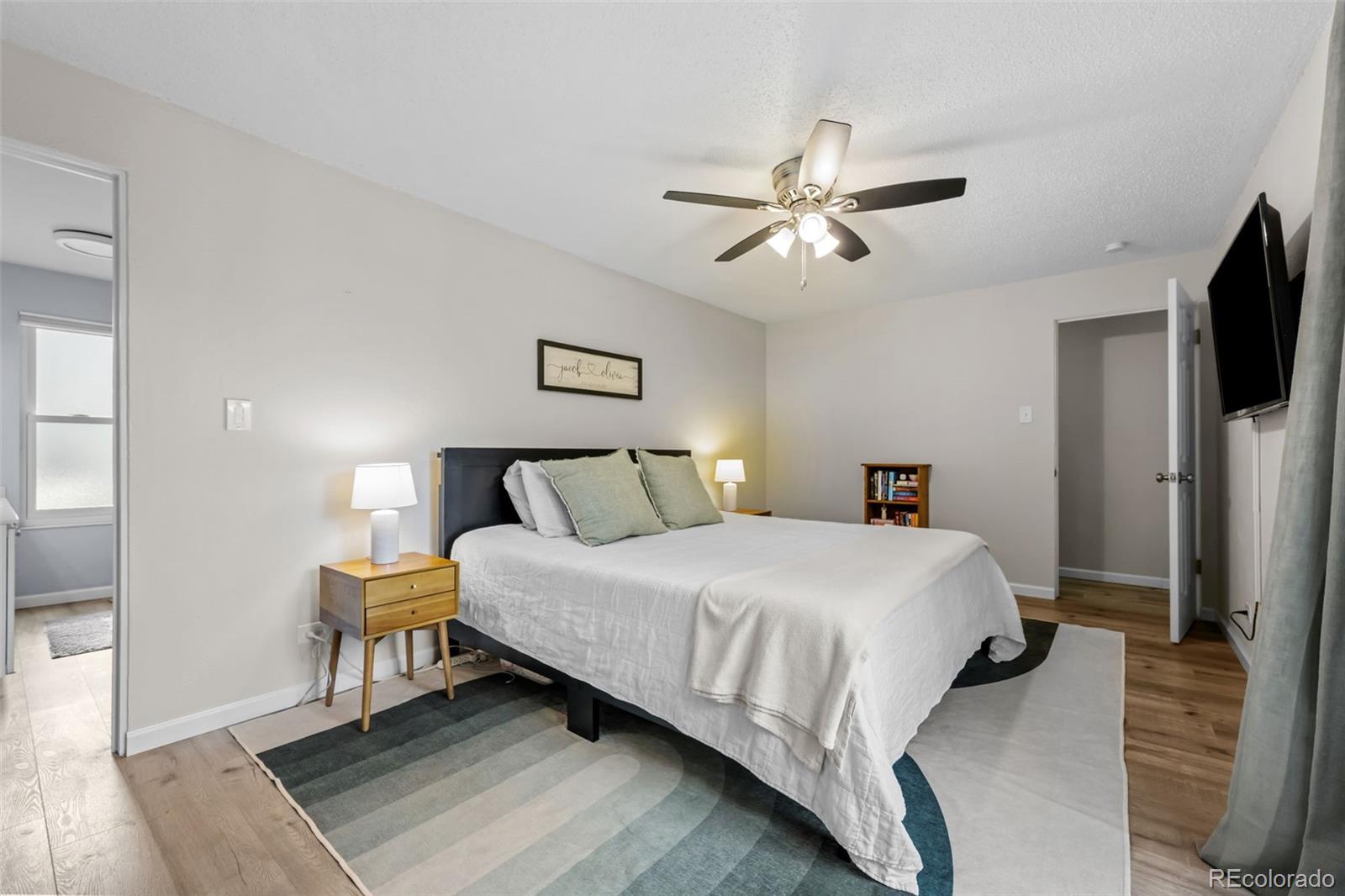 MLS Image #13 for 2869 s locust street,denver, Colorado