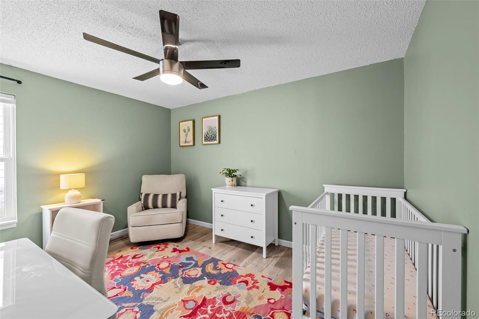MLS Image #17 for 2869 s locust street,denver, Colorado