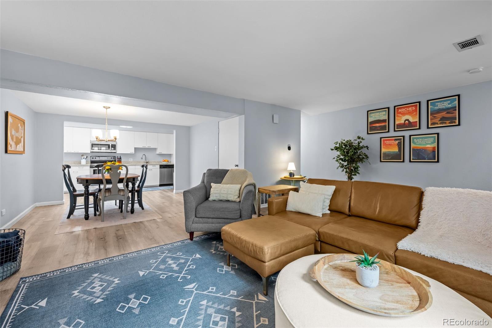 MLS Image #4 for 2869 s locust street,denver, Colorado