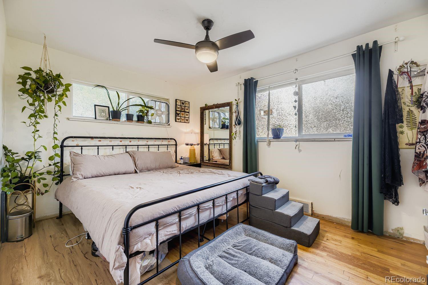 MLS Image #11 for 2535 s hazel court,denver, Colorado