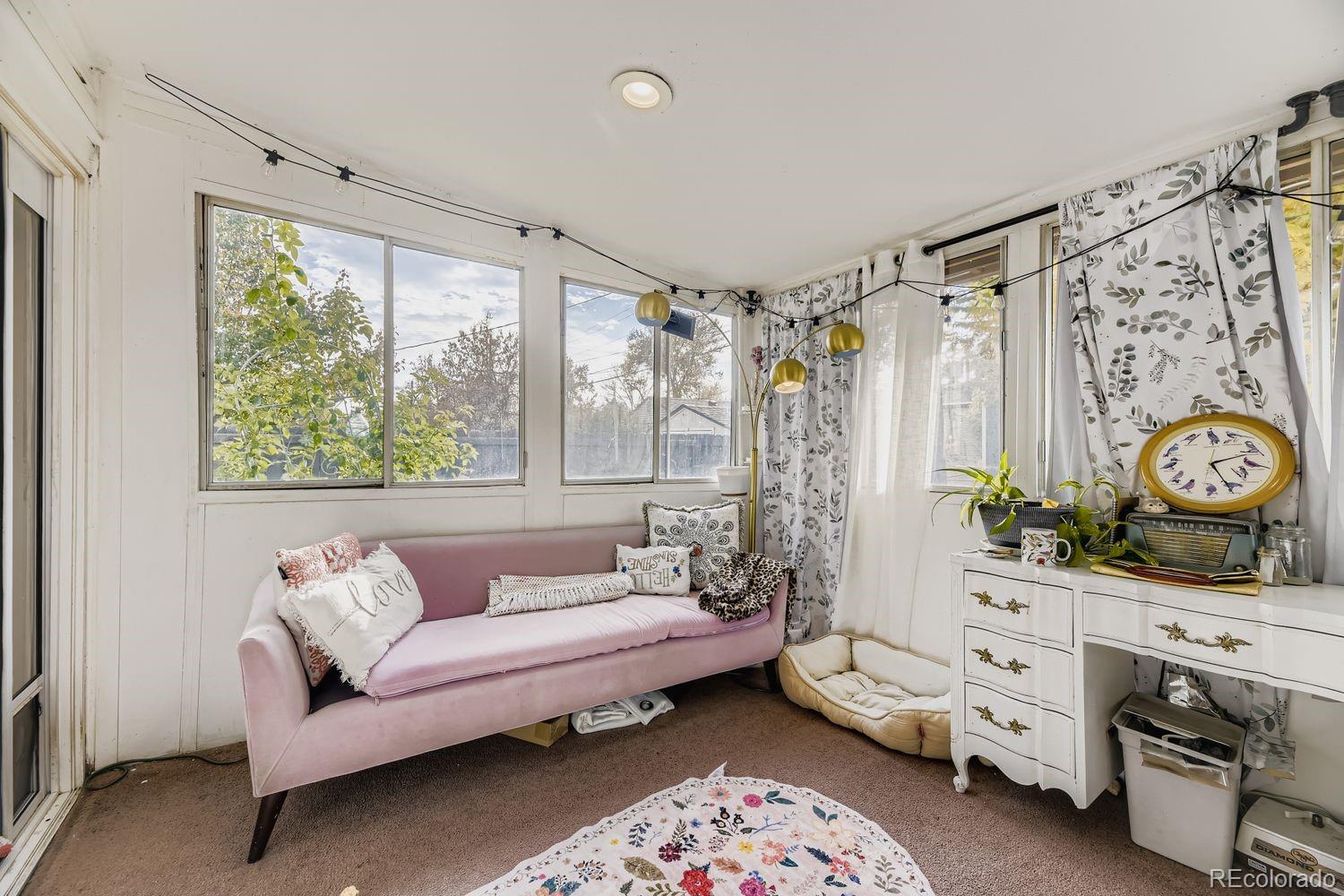 MLS Image #16 for 2535 s hazel court,denver, Colorado