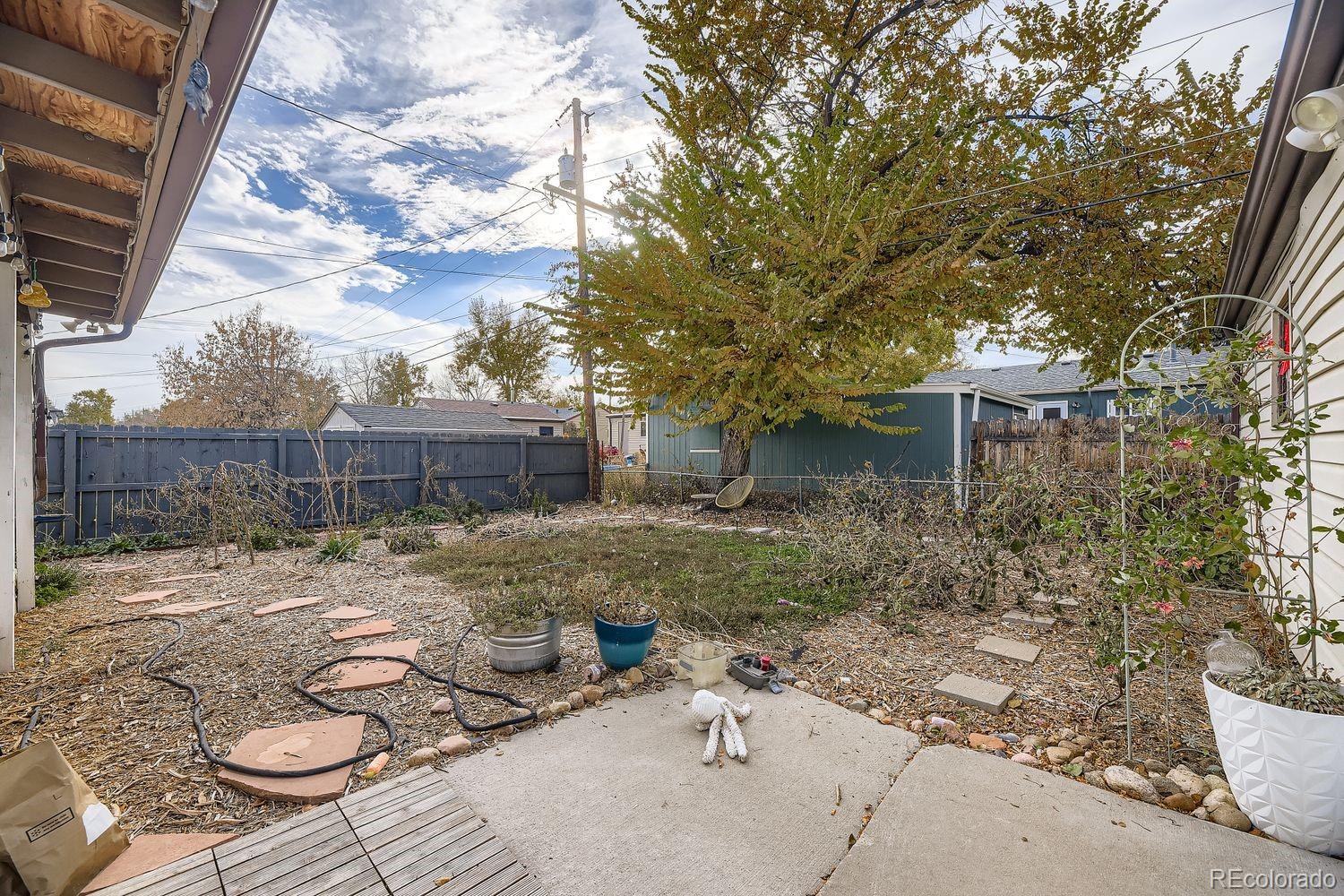 MLS Image #18 for 2535 s hazel court,denver, Colorado