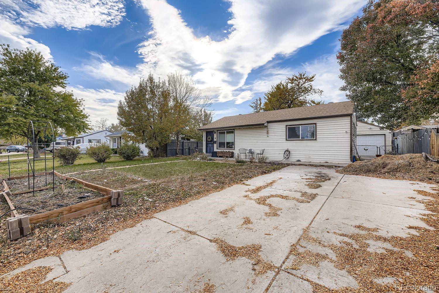 MLS Image #2 for 2535 s hazel court,denver, Colorado