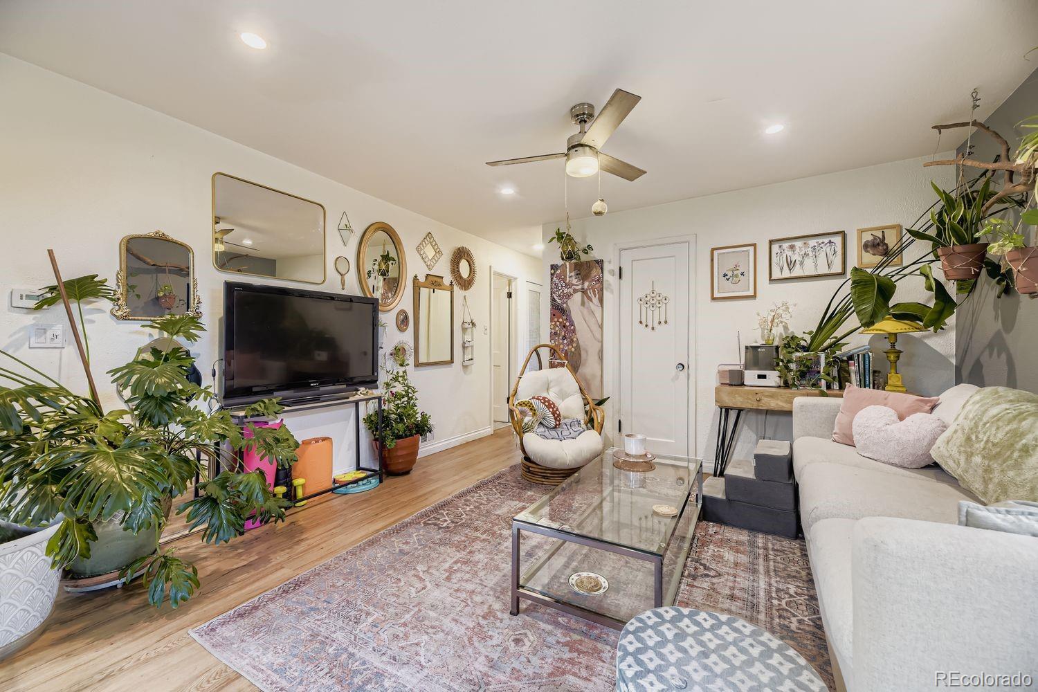 MLS Image #6 for 2535 s hazel court,denver, Colorado