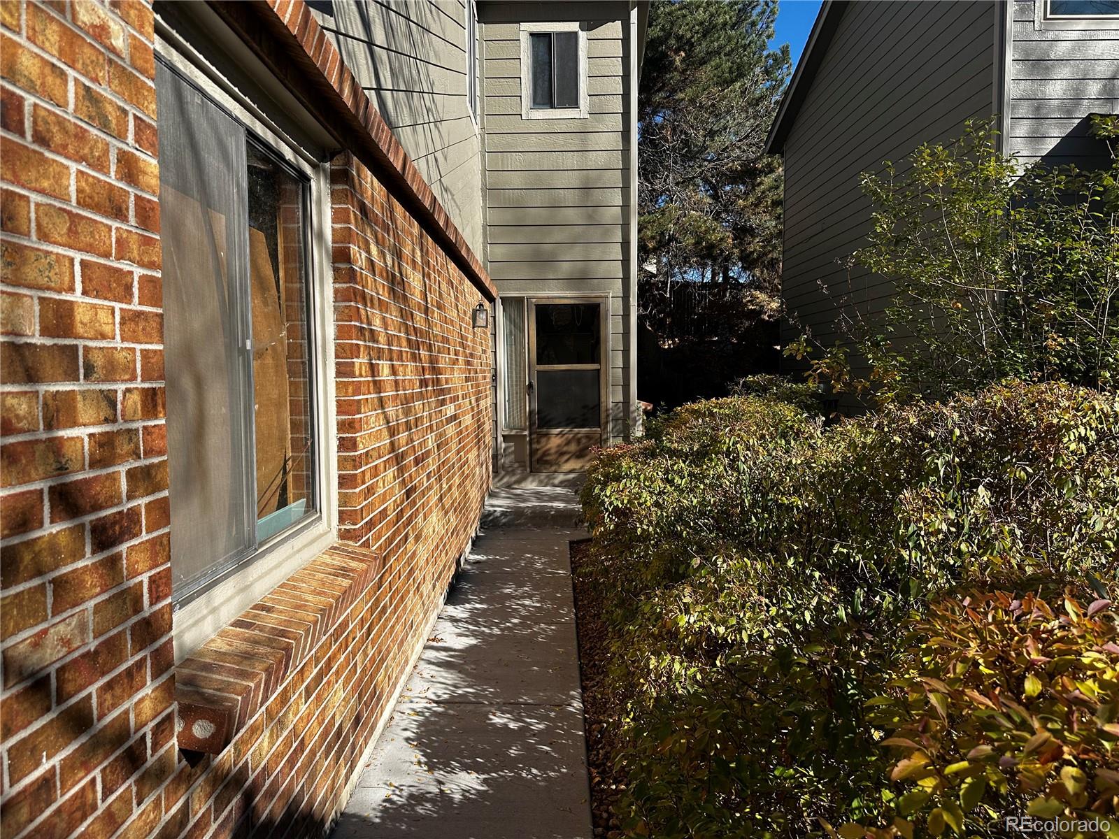 MLS Image #2 for 7154 e dry creek circle ,centennial, Colorado