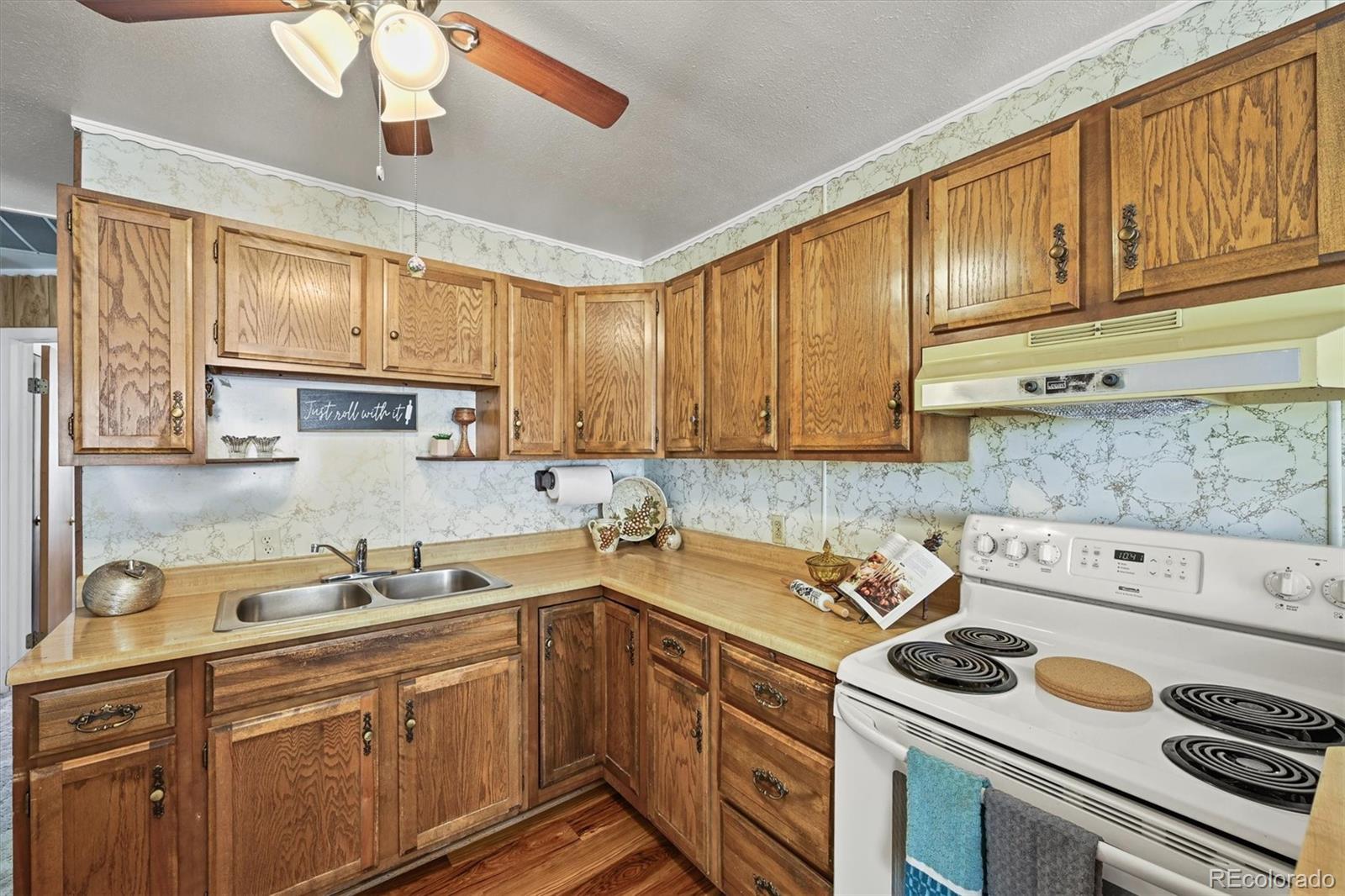 MLS Image #6 for 6650  irving street,denver, Colorado