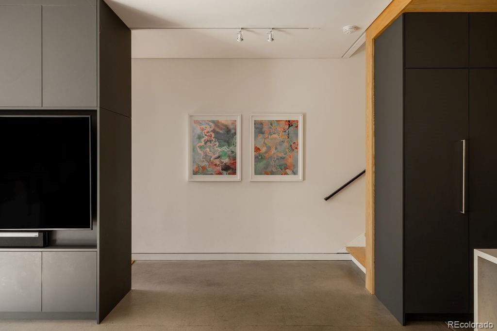 MLS Image #14 for 3837 n high street,denver, Colorado