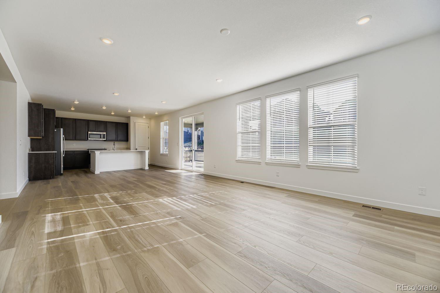 MLS Image #3 for 10832  tundra top drive,parker, Colorado