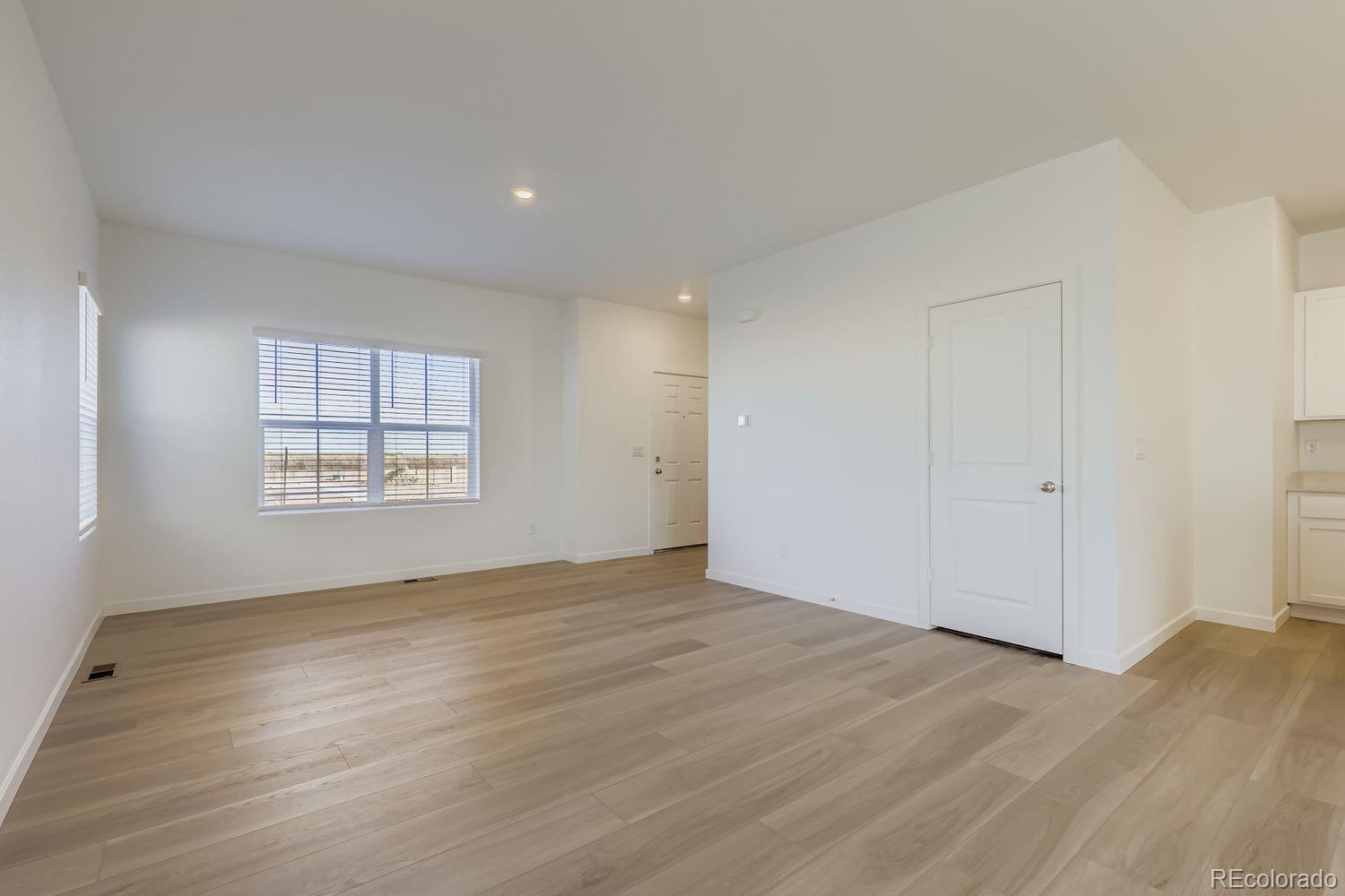 MLS Image #5 for 2870 e 153rd avenue ,thornton, Colorado