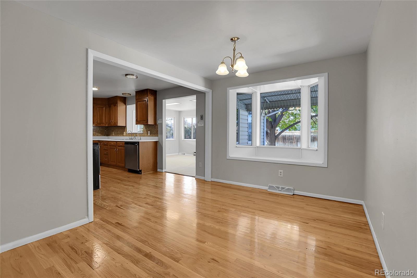 MLS Image #10 for 881  oak street,lakewood, Colorado