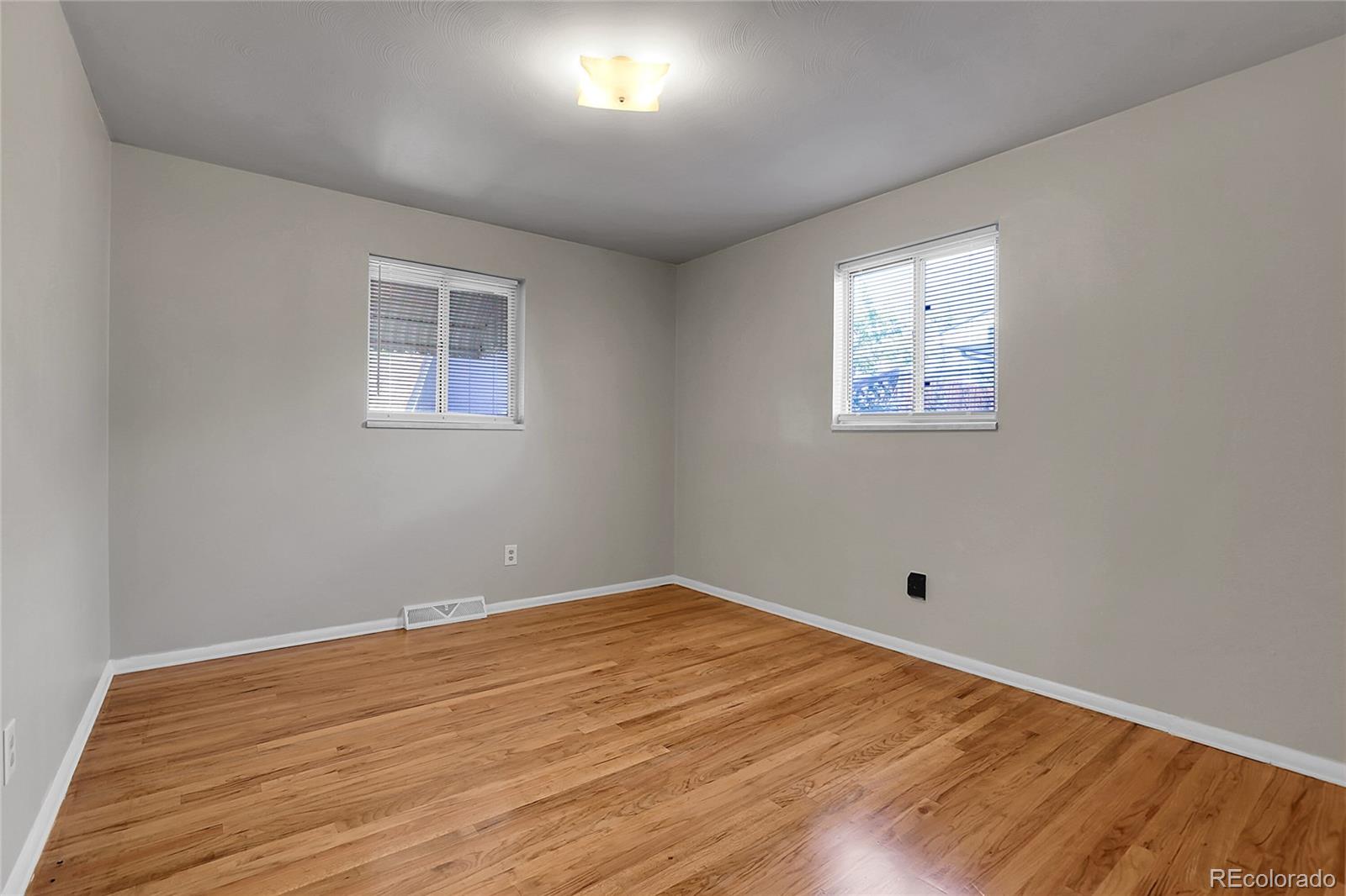 MLS Image #22 for 881  oak street,lakewood, Colorado