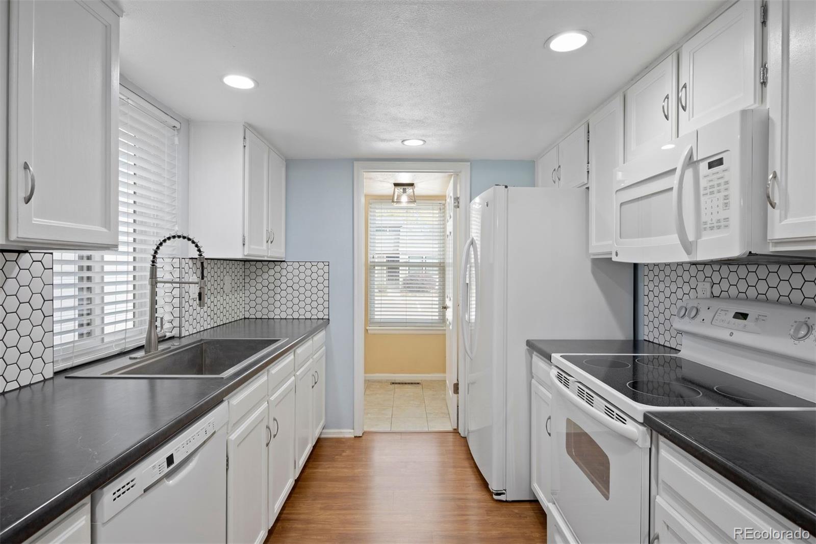 MLS Image #11 for 4661 s fraser circle,aurora, Colorado