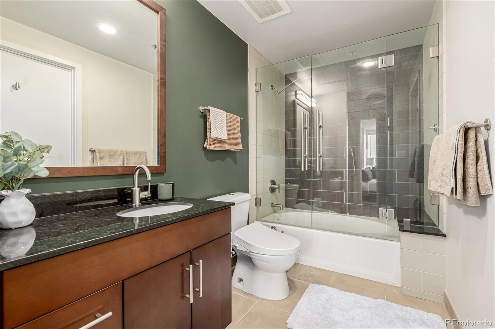 MLS Image #19 for 891  14th street 3807,denver, Colorado
