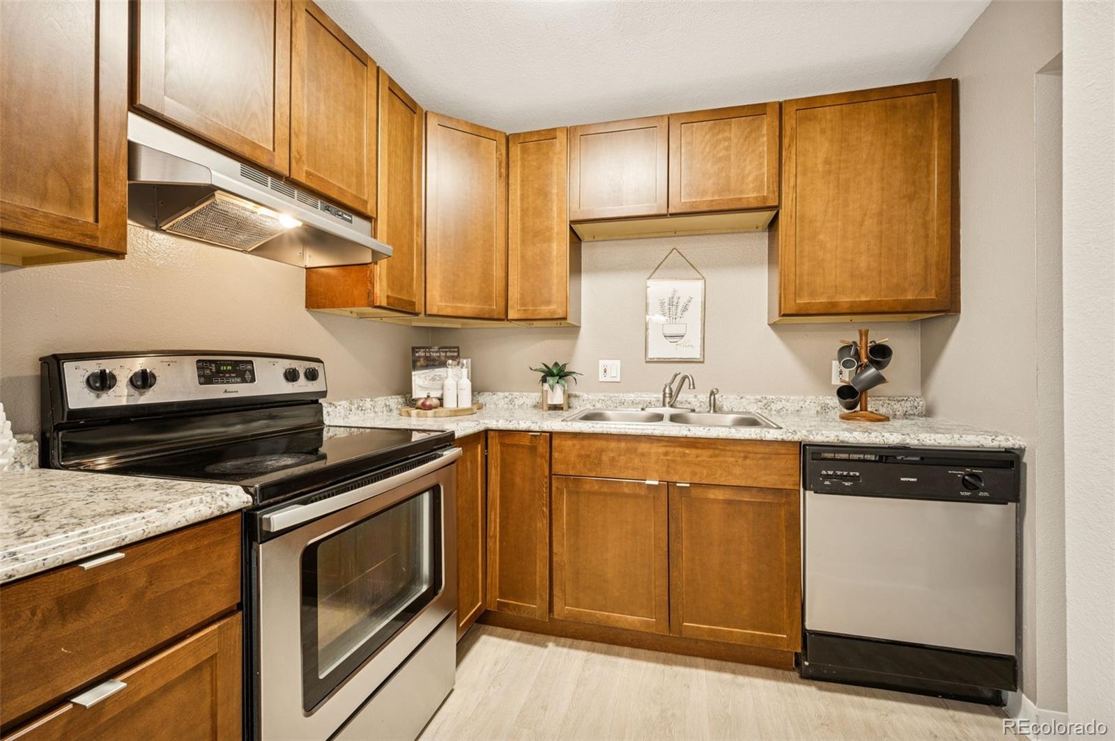 MLS Image #7 for 6800 e tennessee avenue 432,denver, Colorado