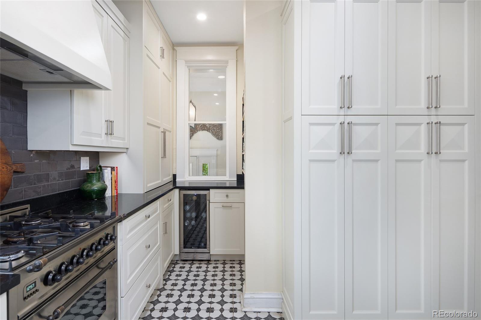 MLS Image #20 for 1647  krameria street,denver, Colorado