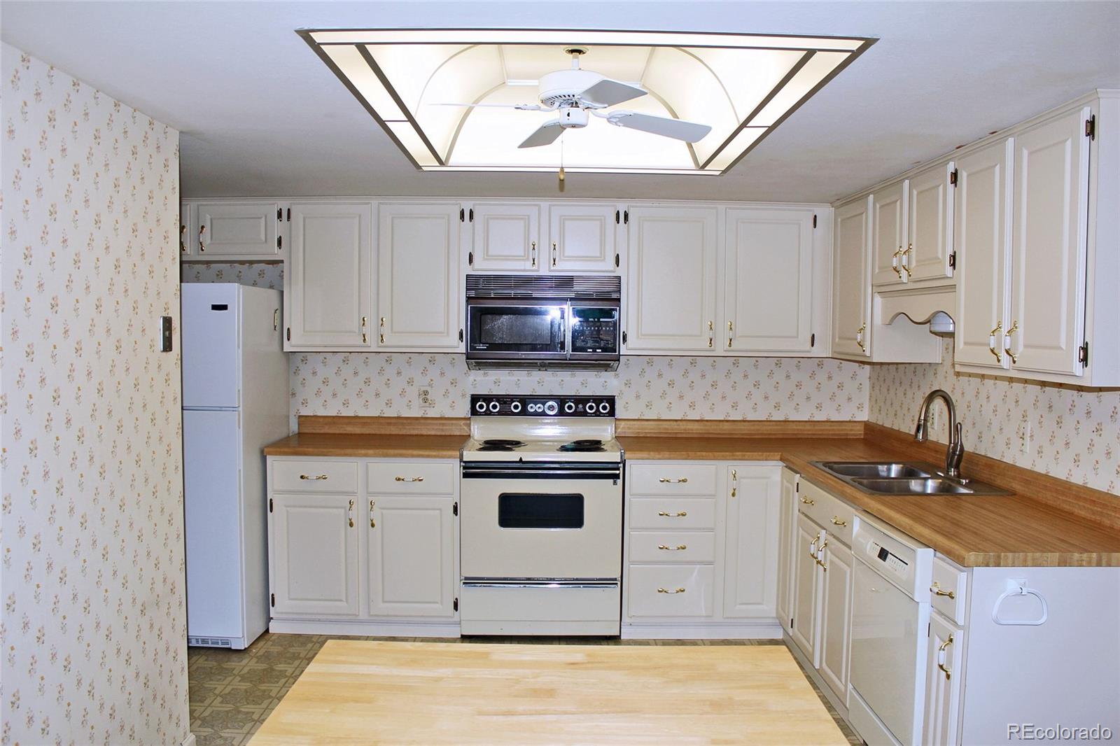 MLS Image #7 for 13952 e marina drive 606,aurora, Colorado