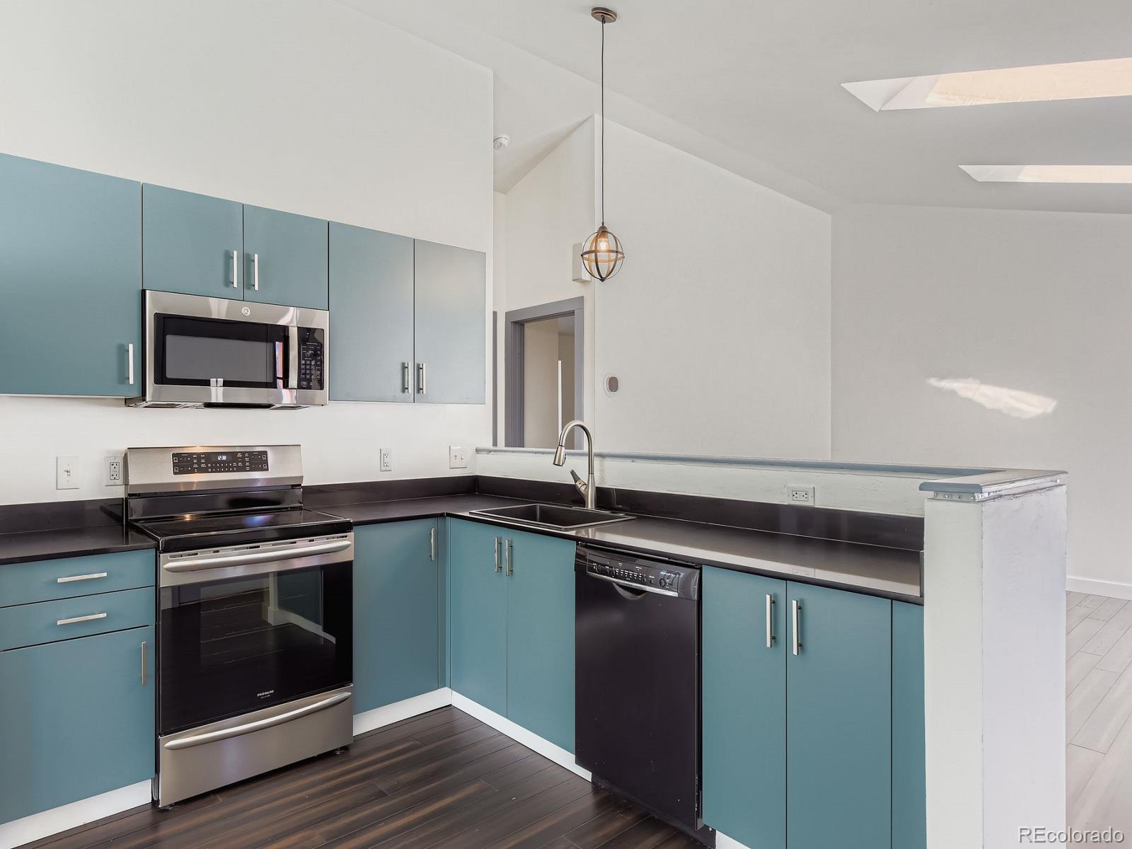 MLS Image #3 for 9461 w elmhurst drive,littleton, Colorado