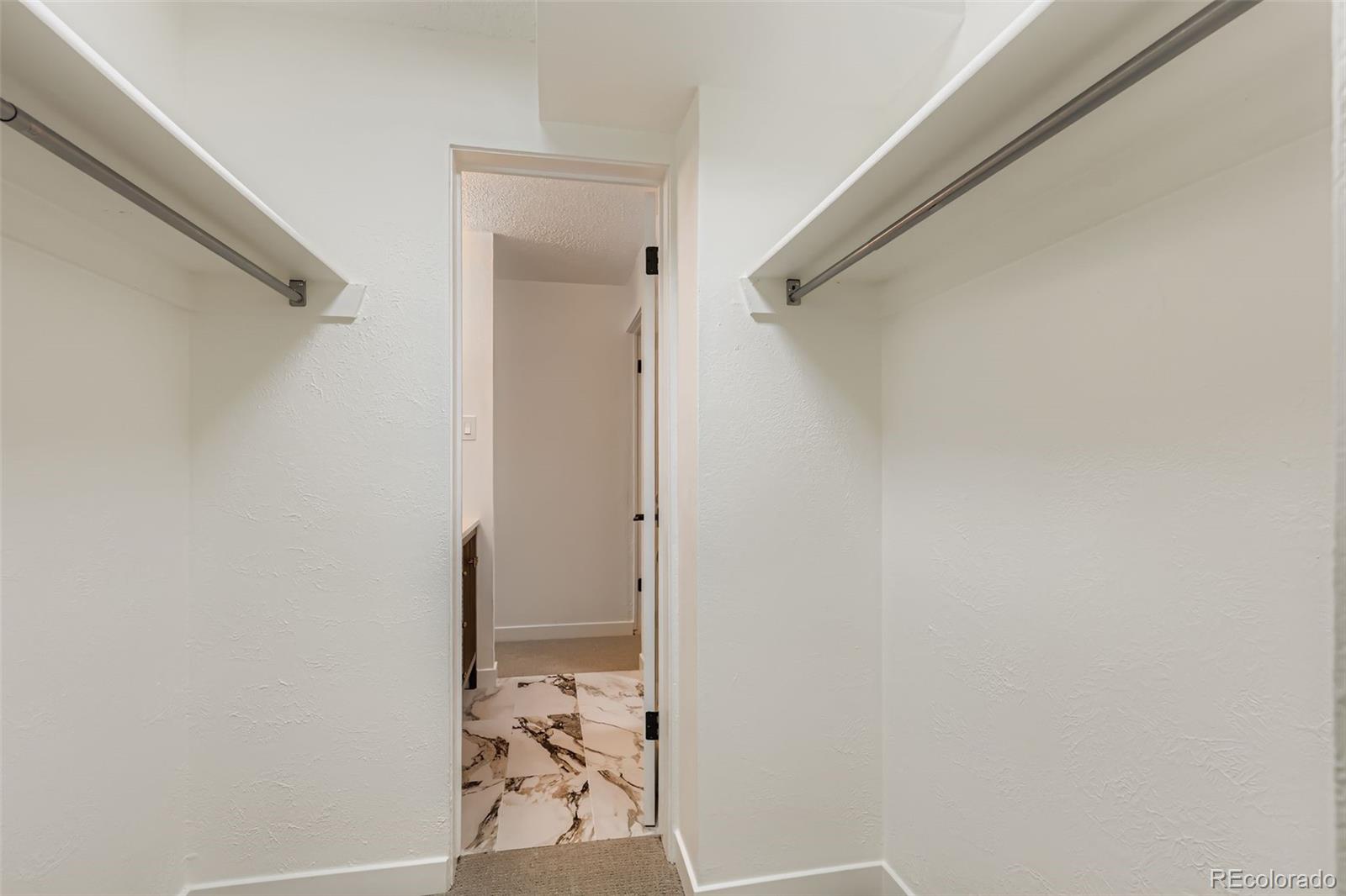 MLS Image #19 for 2823 s locust street,denver, Colorado