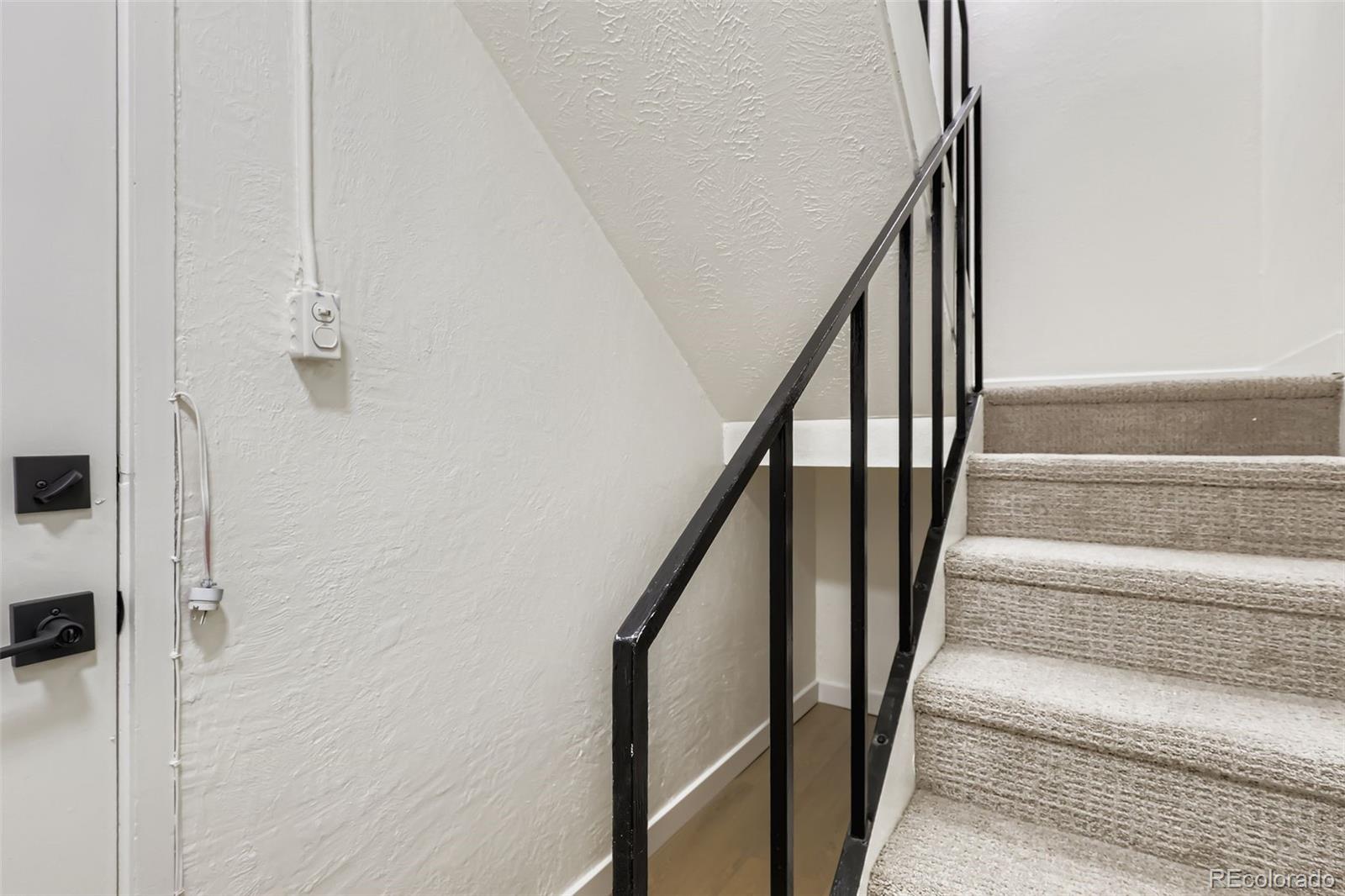 MLS Image #22 for 2823 s locust street,denver, Colorado