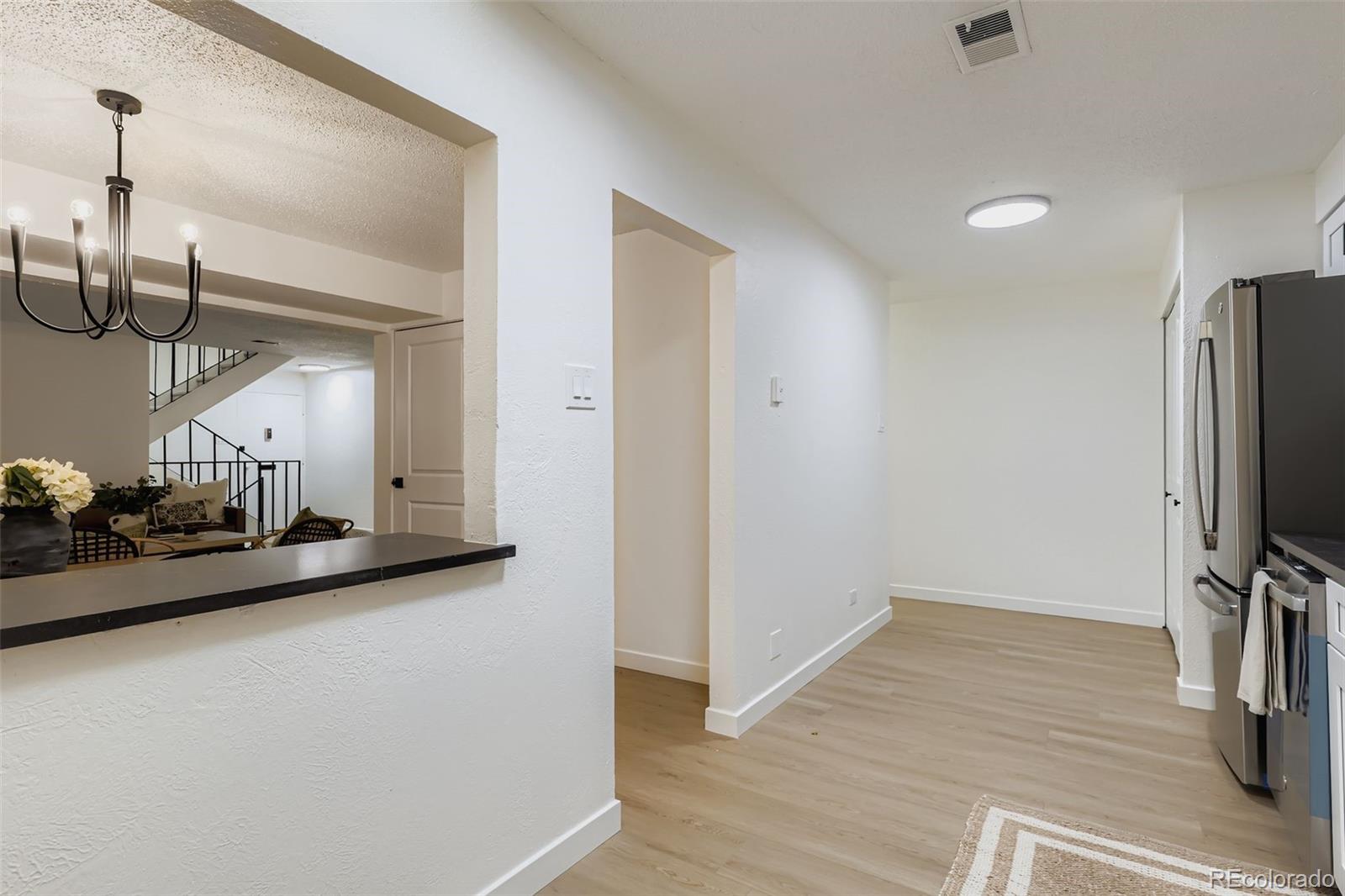 MLS Image #8 for 2823 s locust street,denver, Colorado
