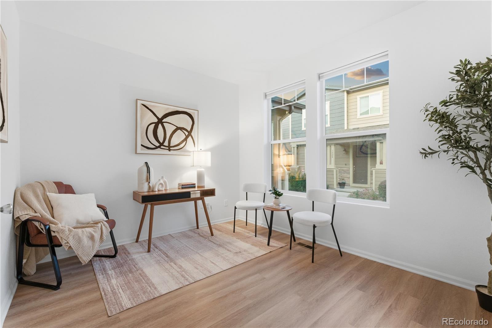 MLS Image #15 for 1527 s dallas circle,denver, Colorado