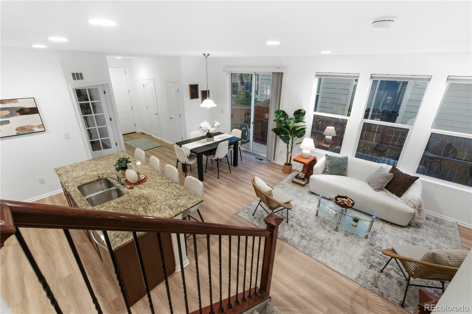 MLS Image #19 for 1527 s dallas circle,denver, Colorado