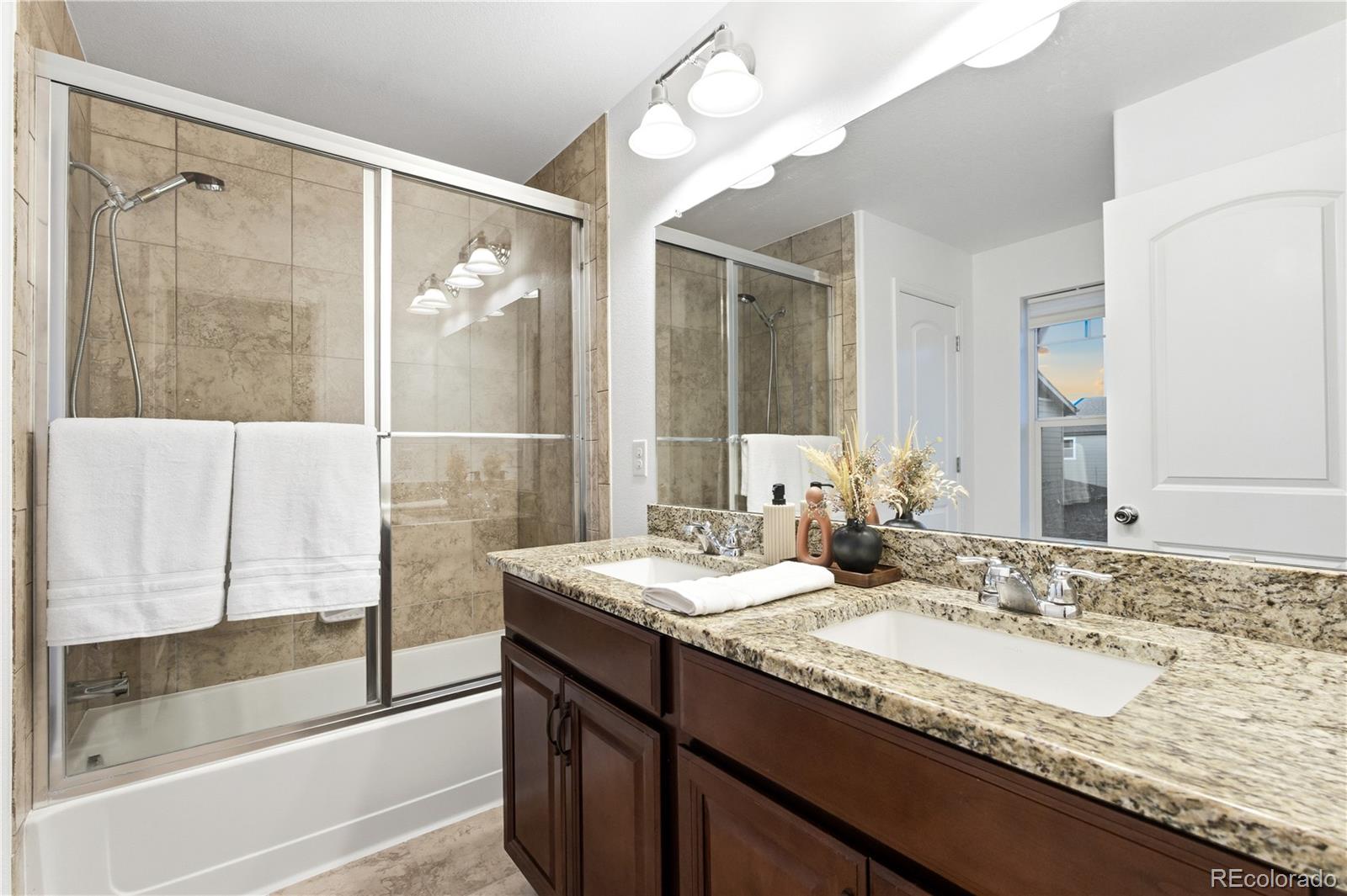 MLS Image #26 for 1527 s dallas circle,denver, Colorado