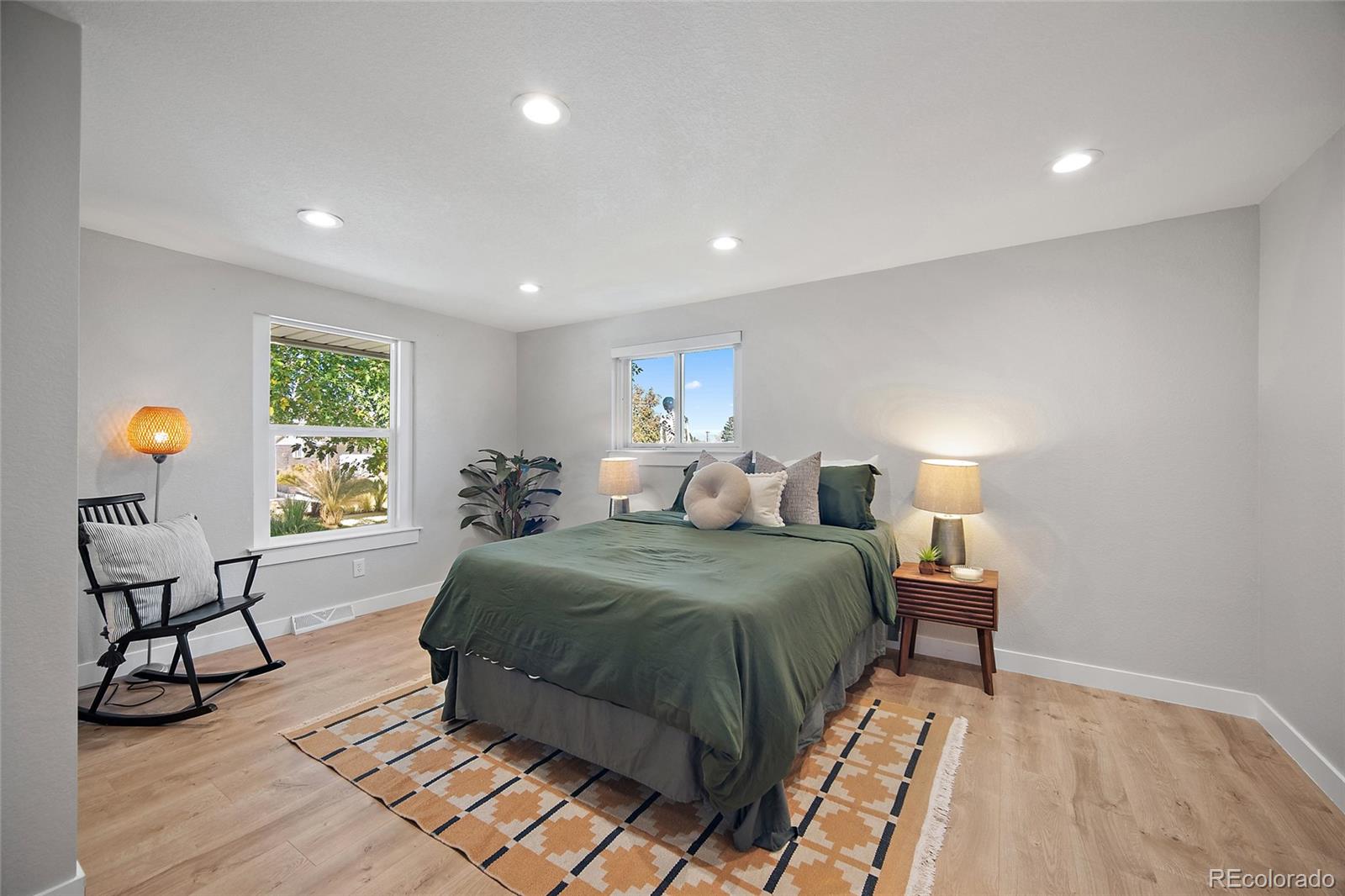 MLS Image #12 for 3774 s ames street,denver, Colorado