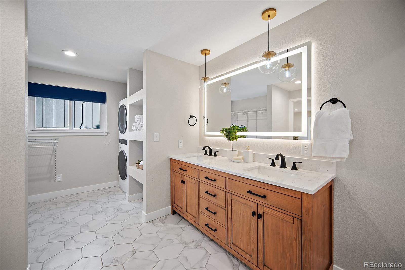 MLS Image #14 for 3774 s ames street,denver, Colorado