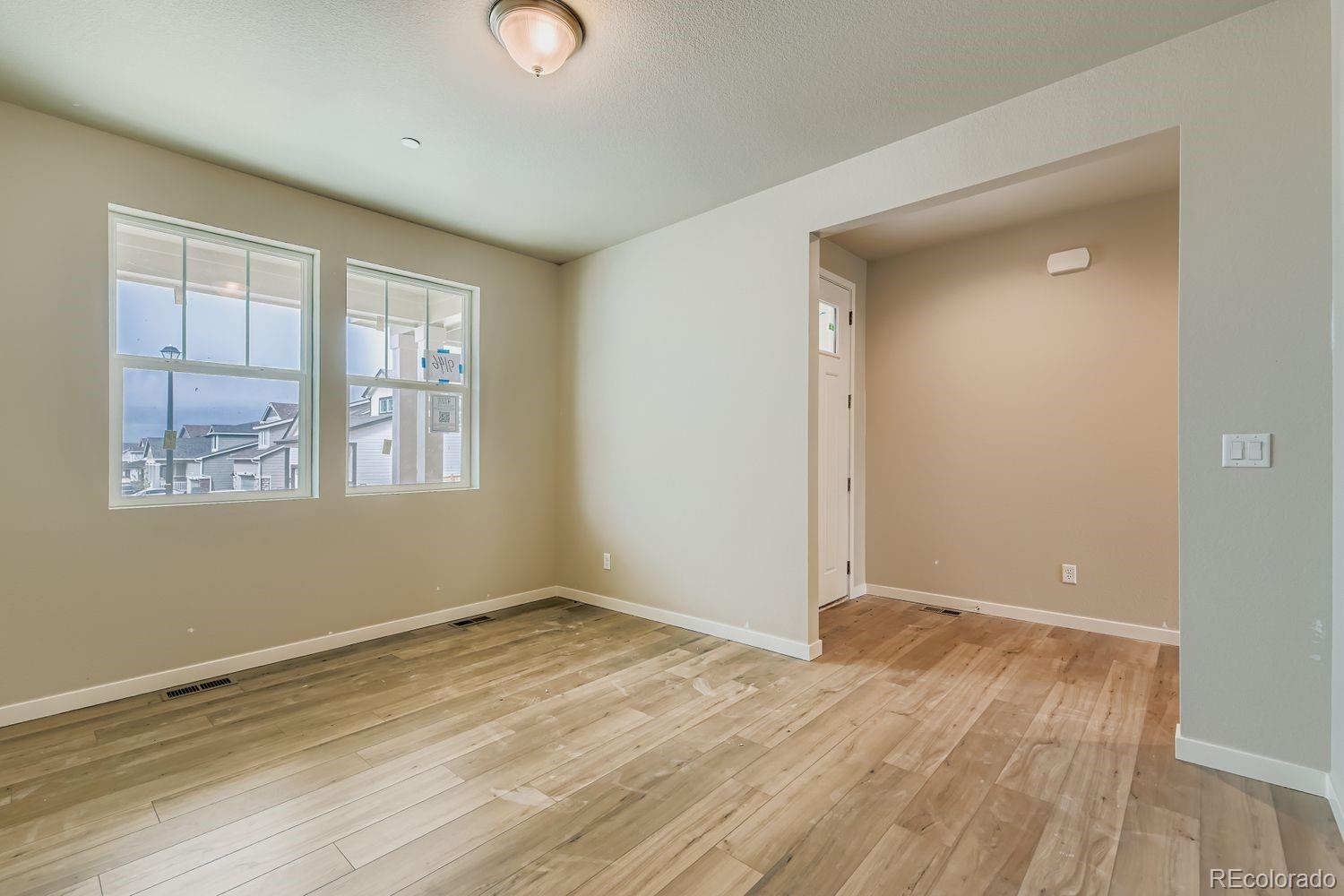 MLS Image #4 for 9146  rifle street,commerce city, Colorado