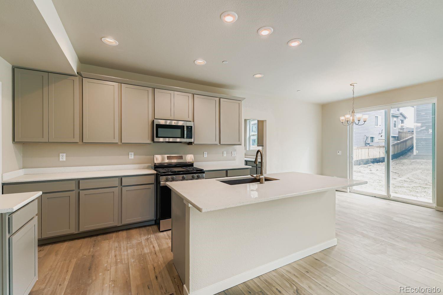 MLS Image #5 for 9146  rifle street,commerce city, Colorado