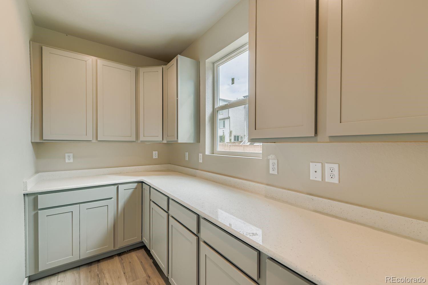 MLS Image #6 for 9146  rifle street,commerce city, Colorado