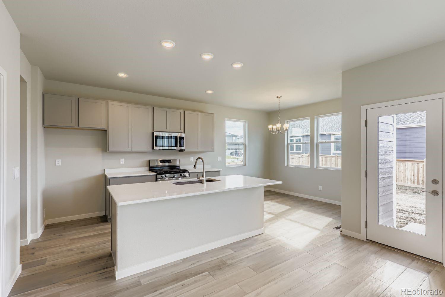 MLS Image #10 for 17362 e 91st avenue,commerce city, Colorado