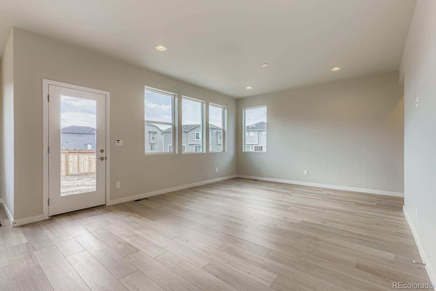 MLS Image #4 for 17362 e 91st avenue,commerce city, Colorado