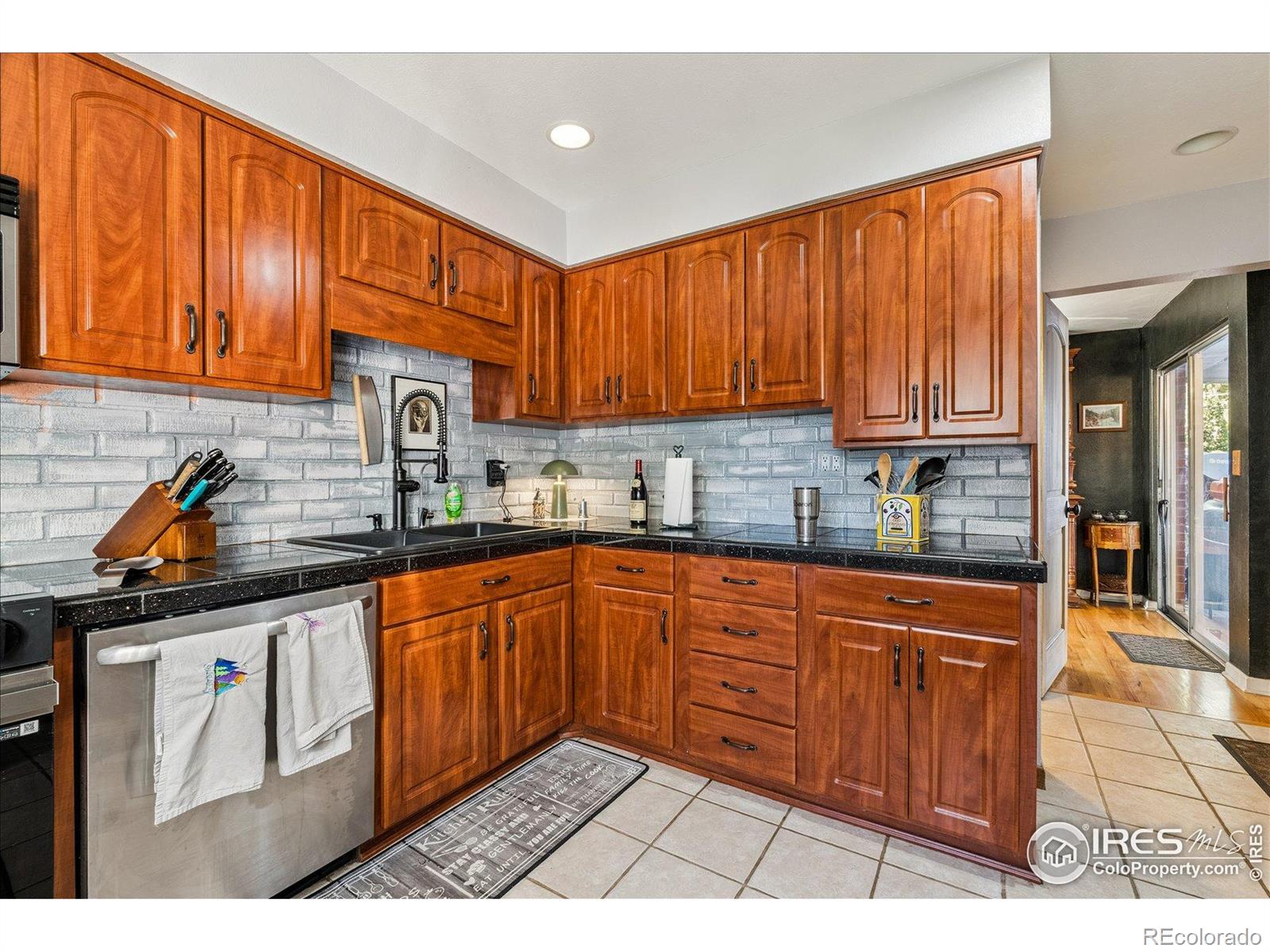 MLS Image #8 for 722  36th avenue,greeley, Colorado