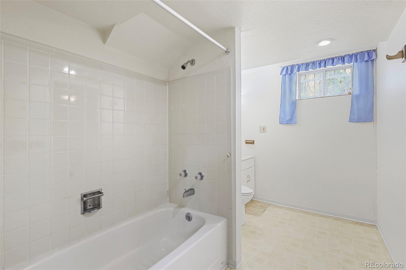 MLS Image #21 for 609  crestridge avenue,colorado springs, Colorado