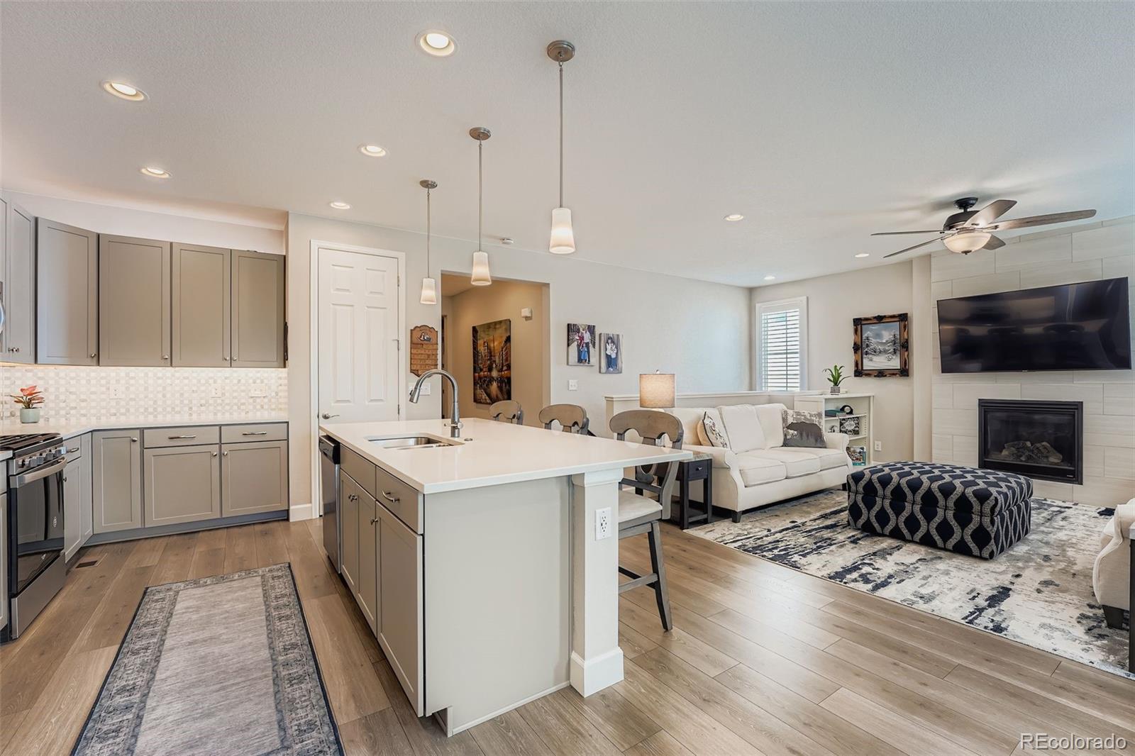 MLS Image #10 for 6974 s shady grove court,aurora, Colorado