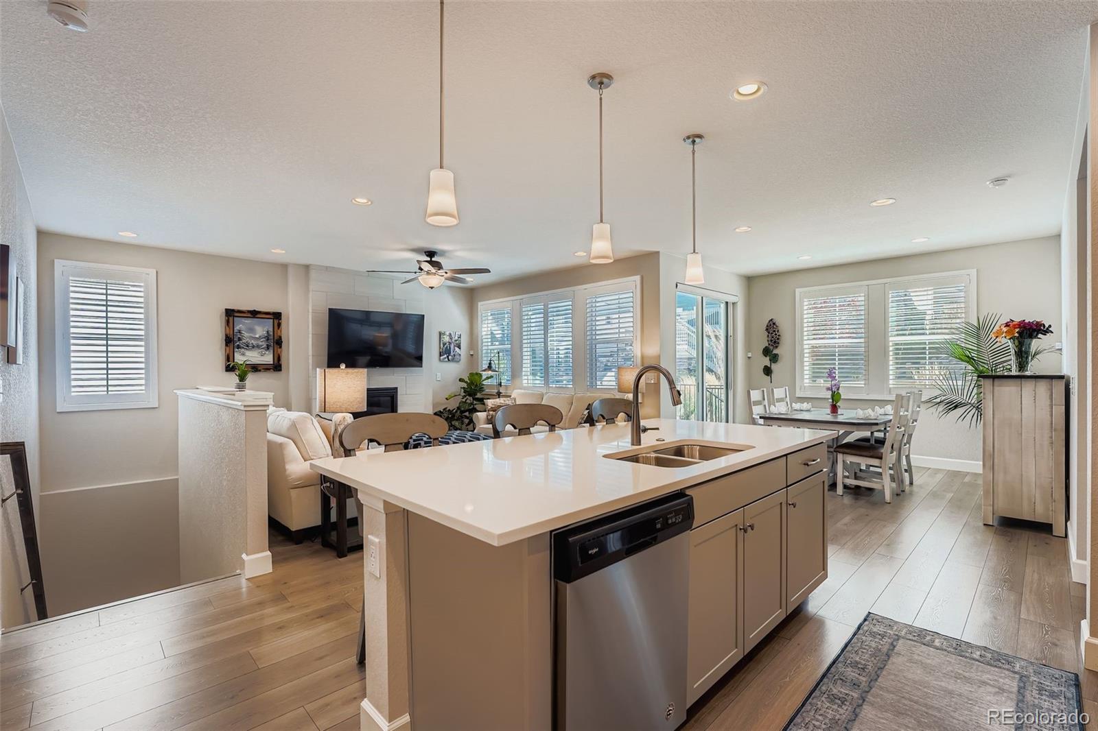 MLS Image #11 for 6974 s shady grove court,aurora, Colorado
