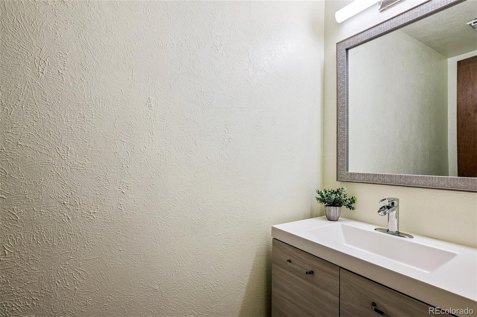 MLS Image #12 for 7696 s pierce way,littleton, Colorado
