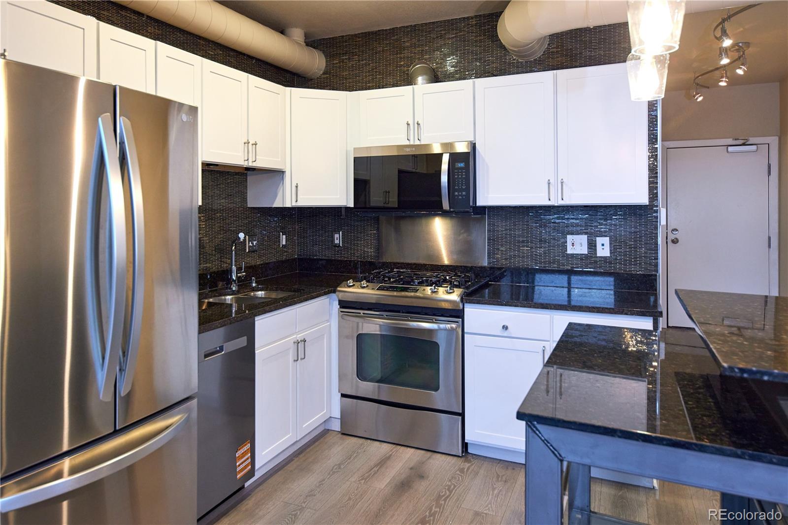 MLS Image #4 for 3195  blake street,denver, Colorado