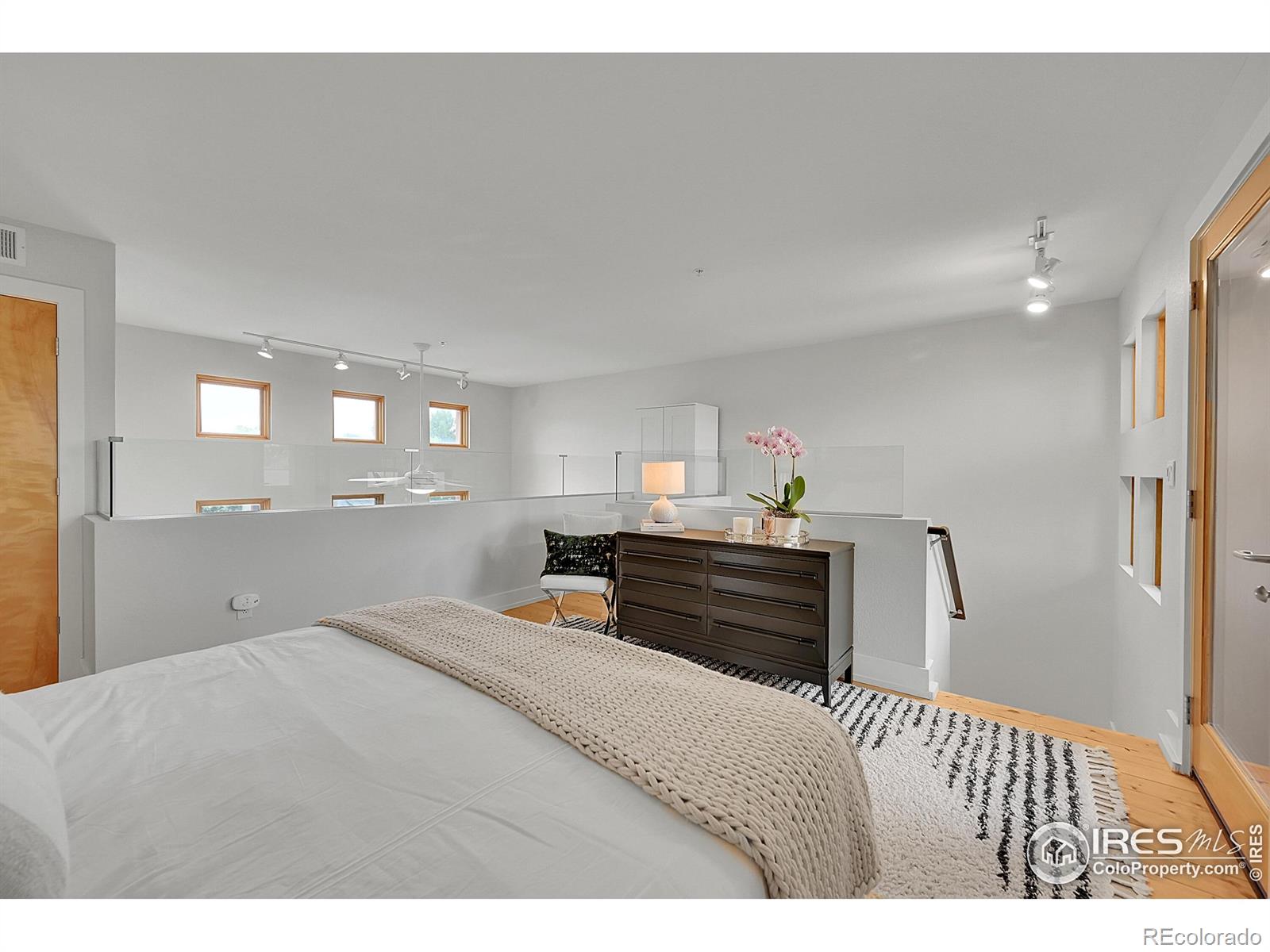 MLS Image #11 for 801  confidence drive,longmont, Colorado