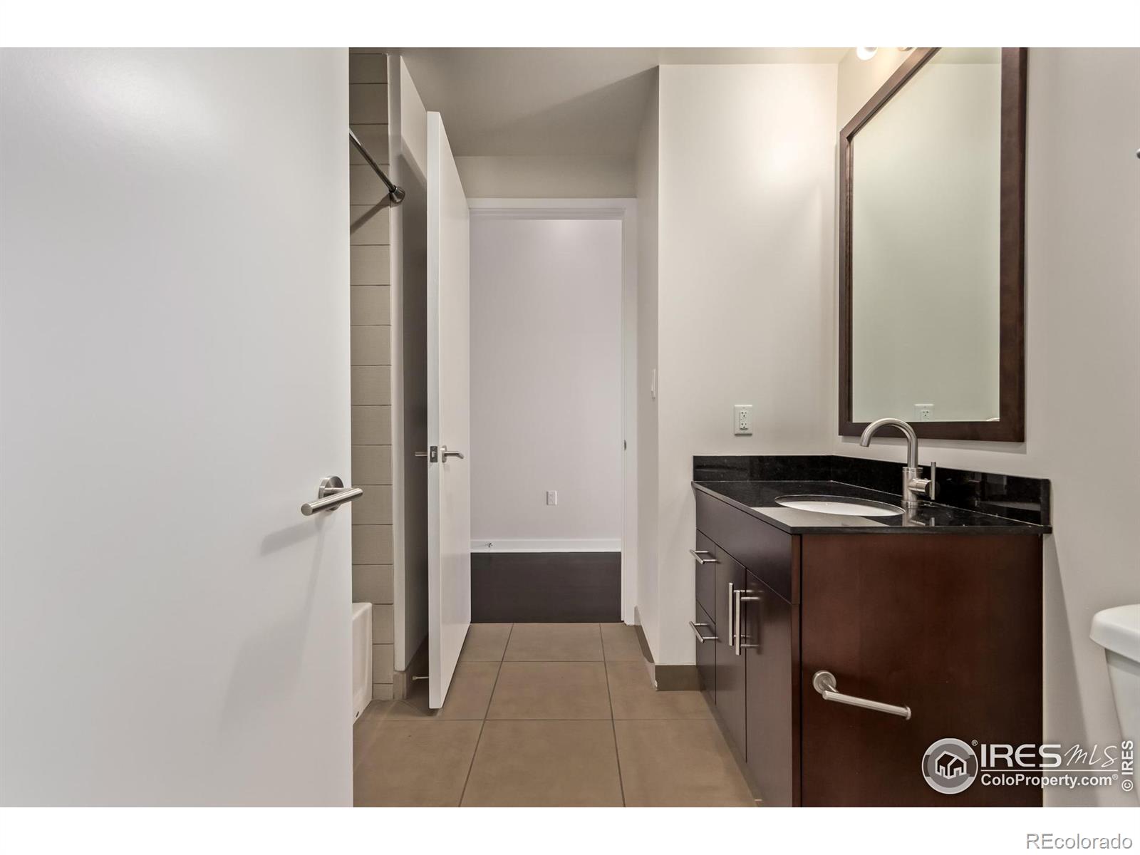 MLS Image #7 for 891  14th street 3904,denver, Colorado